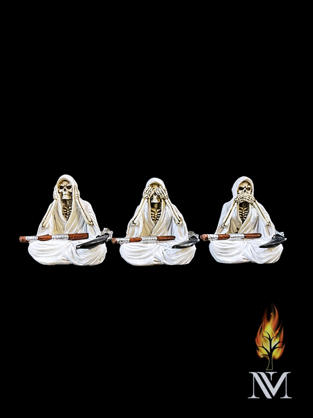 Three Wise Santa Muerte White Robe 3.5"